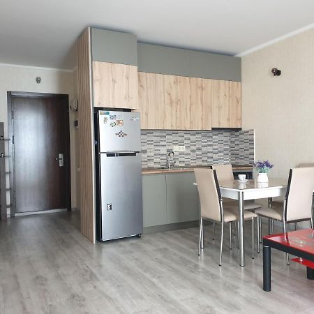 Lia'S Apartment In Orbi บาทูมิ ภายนอก รูปภาพ