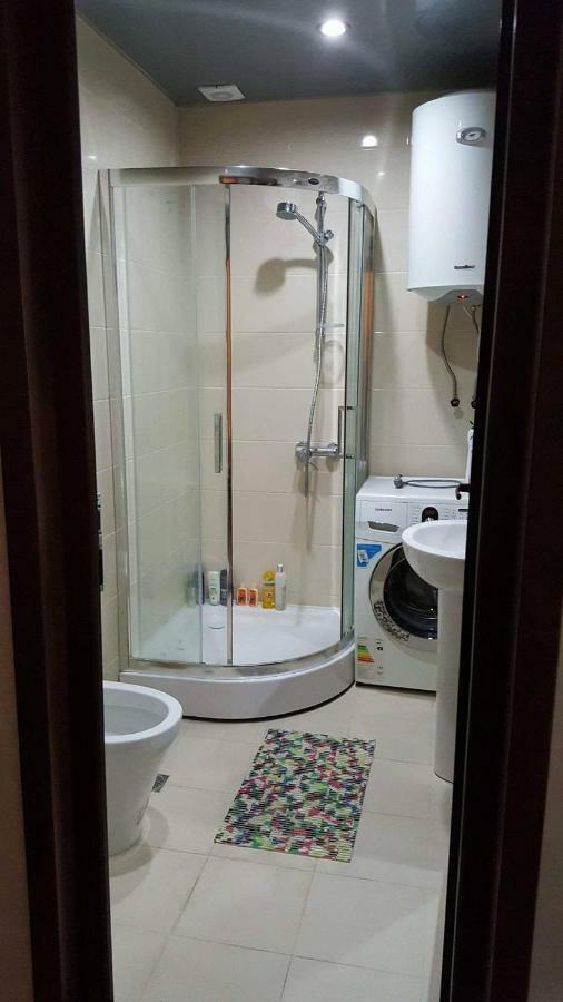 Lia'S Apartment In Orbi บาทูมิ ภายนอก รูปภาพ